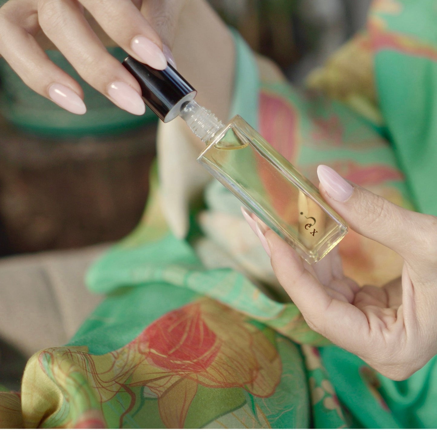 Riddle Oil Ex 8ml Roll On Fragrance